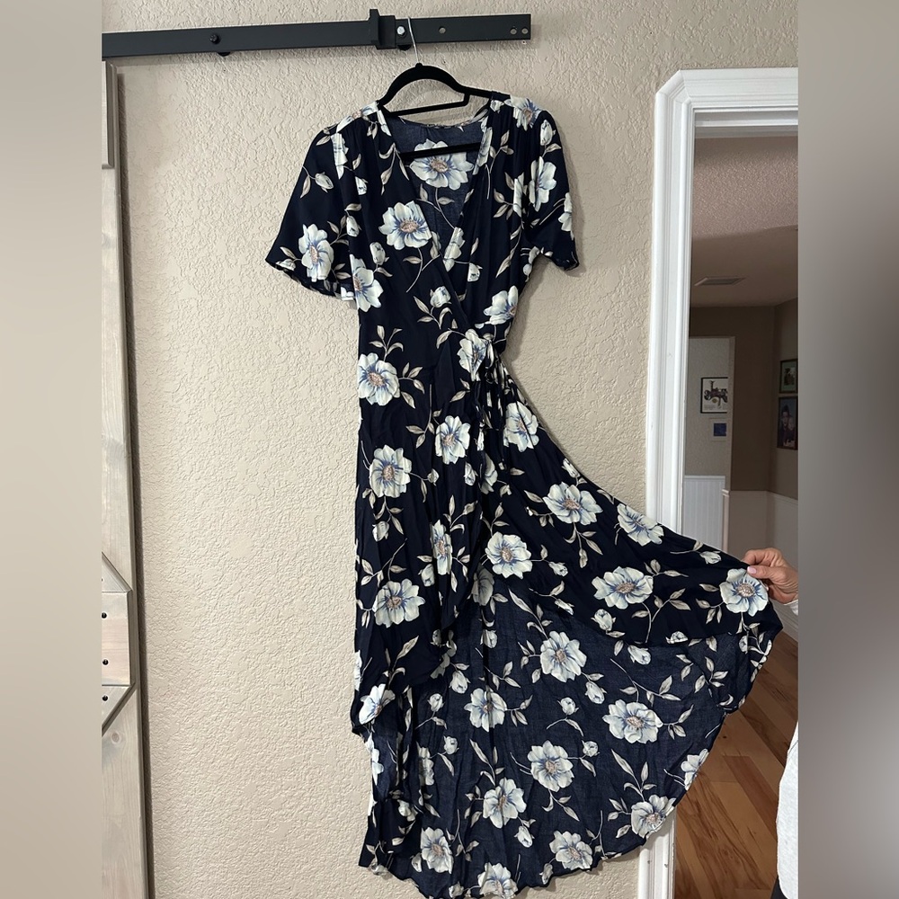 Lulus floral wrap dress